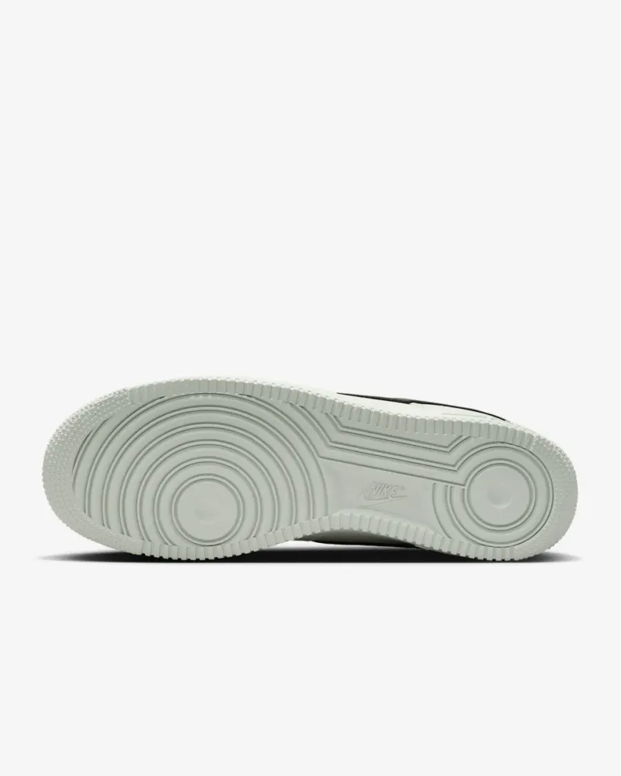 Кросівки Nike Air Force 1 Gore-Tex CK2630-004