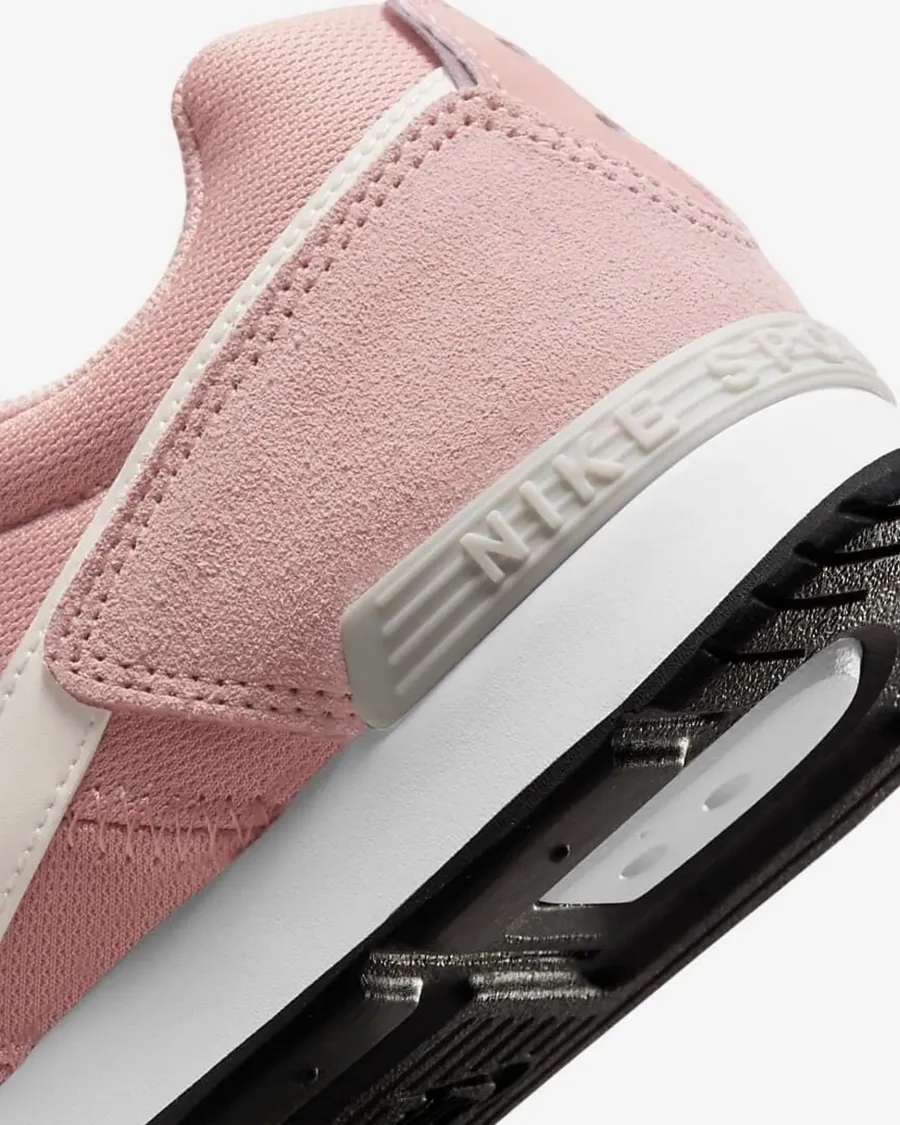 Кросівки Nike Venture Runner CK2948-601