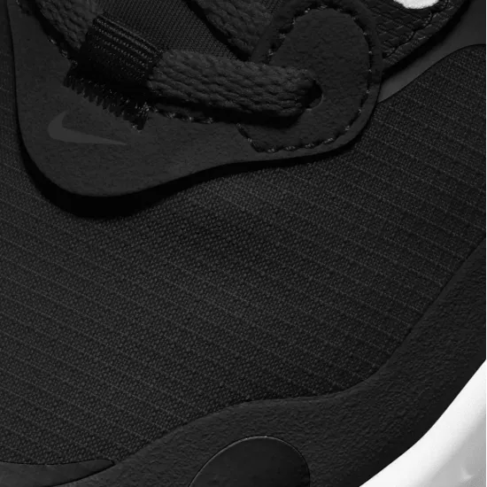 Кросівки Nike React Art3mis CN8203-002