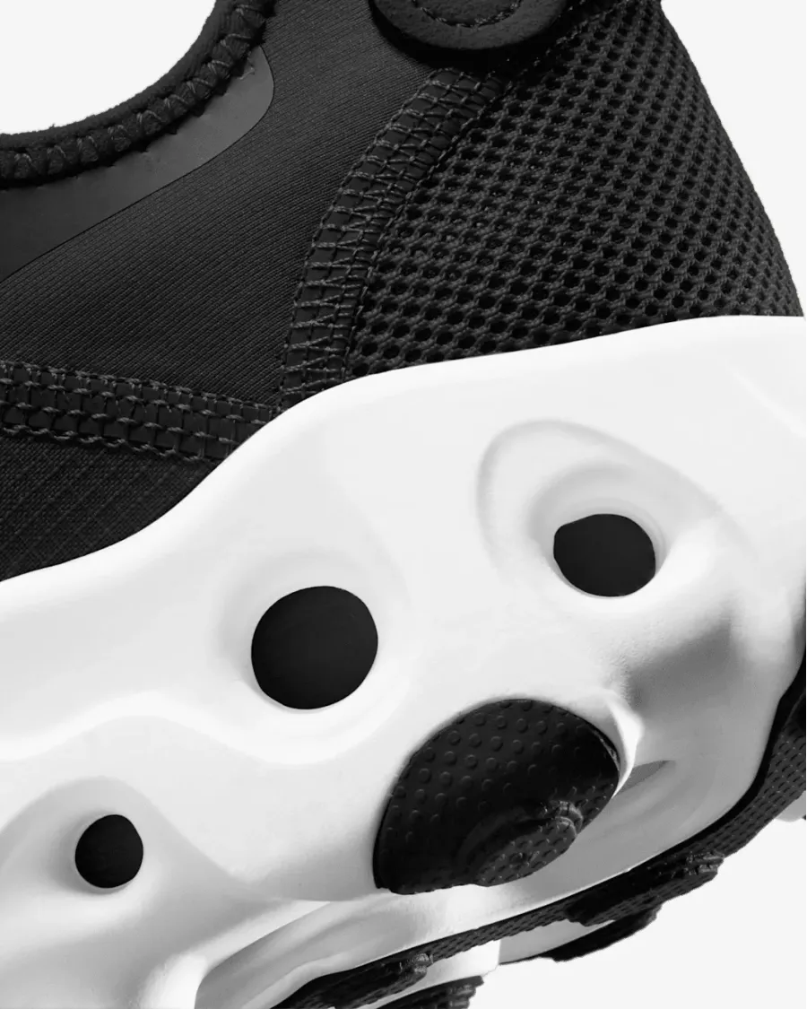 Кросівки Nike React Art3mis CN8203-002