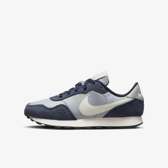 Кросівки Nike MD Valiant CN8558-408