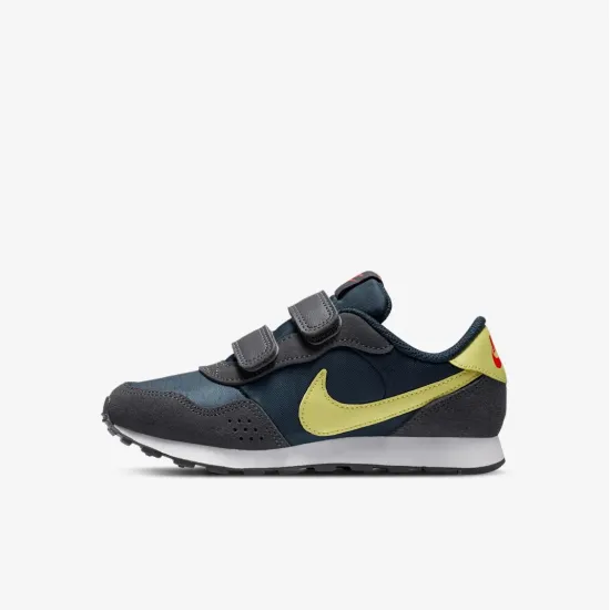 Кросівки Nike MD Valiant CN8559-400