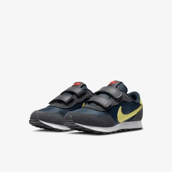 Кросівки Nike MD Valiant CN8559-400