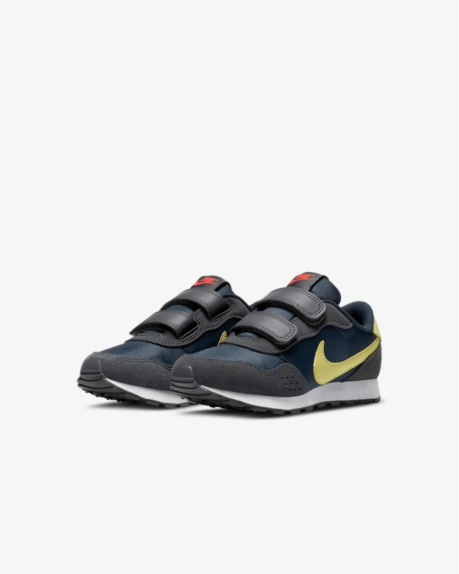 Кросівки Nike MD Valiant CN8559-400