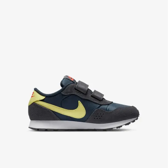 Кросівки Nike MD Valiant CN8559-400