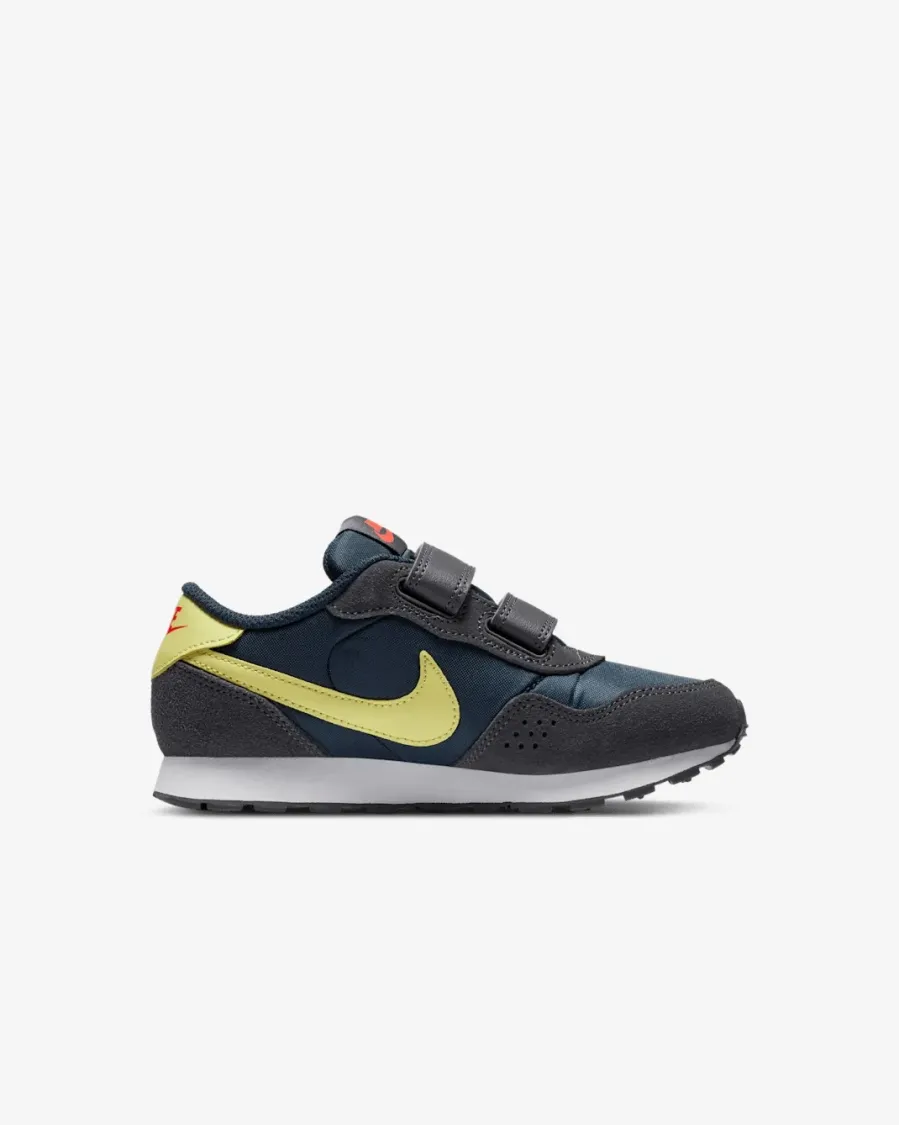Кросівки Nike MD Valiant CN8559-400