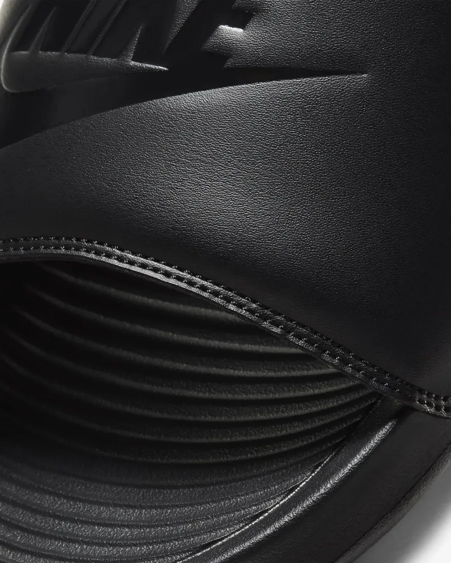 Тапочки Nike Victori One CN9675-003