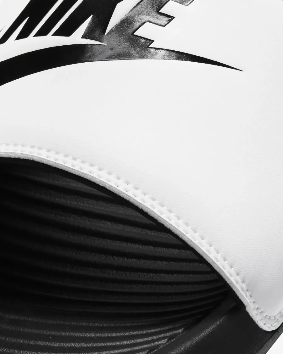 Тапочки Nike Victori One CN9675-005