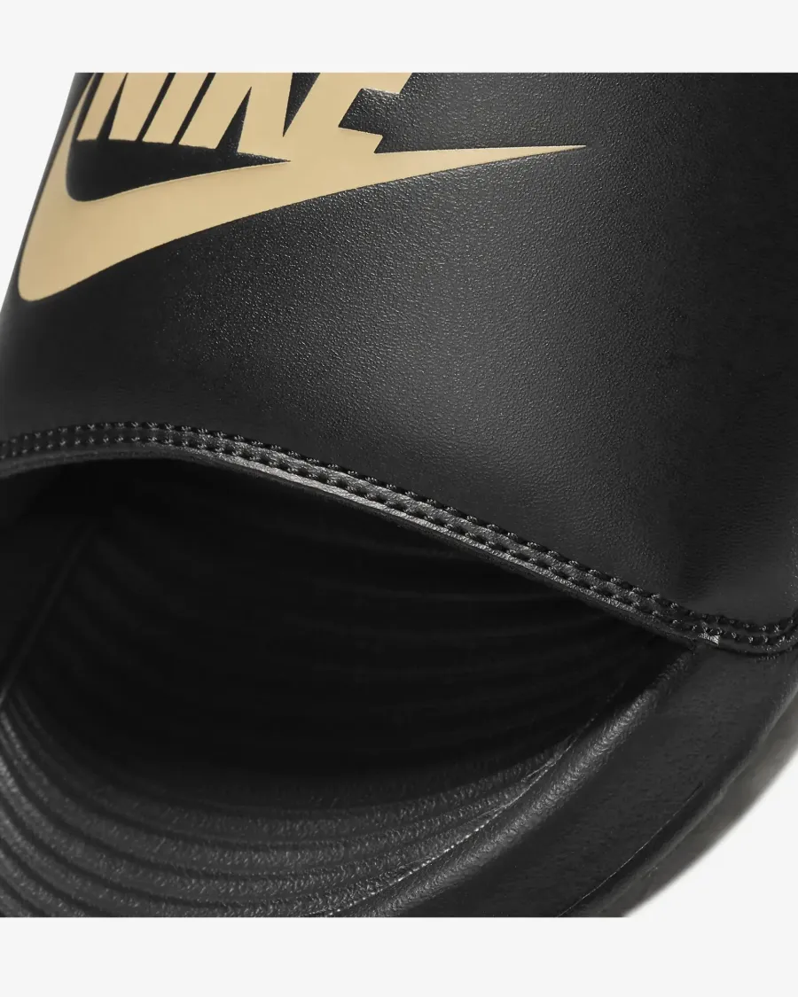 Тапочки Nike Victori One CN9675-006