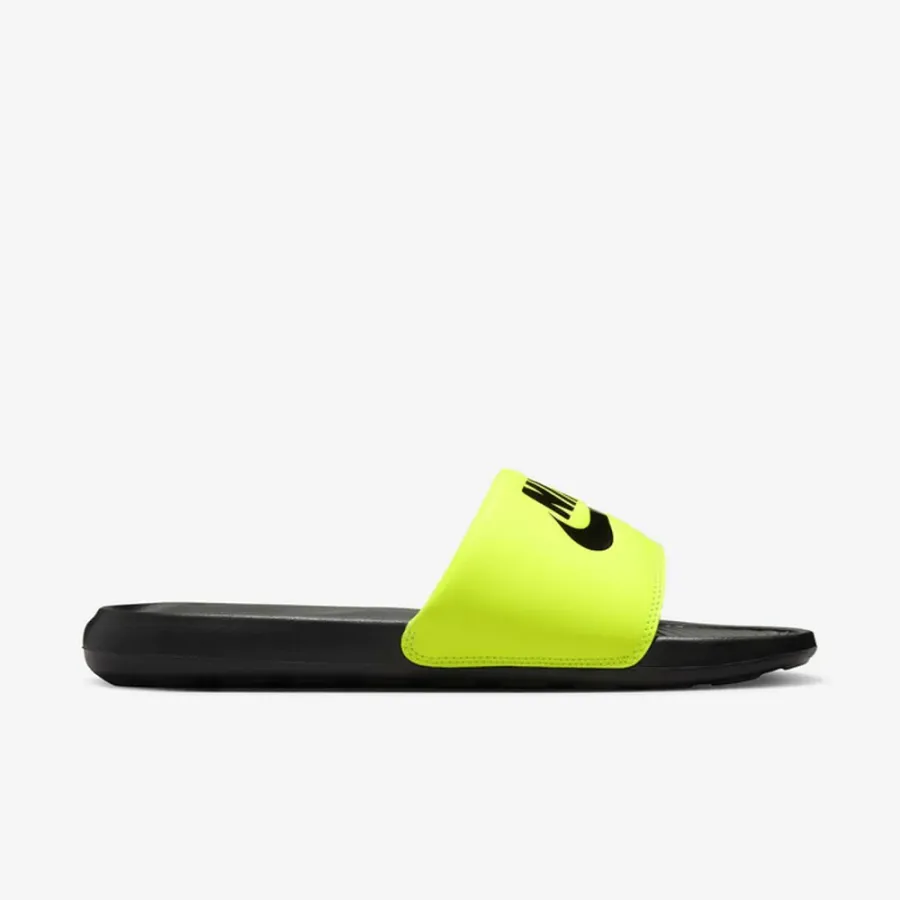 Тапочки Nike Victori One CN9675-015