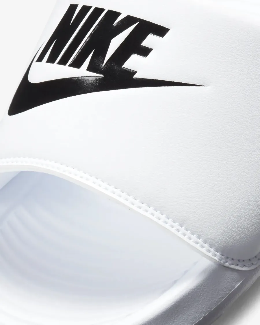 Тапочки Nike Victori One CN9675-100
