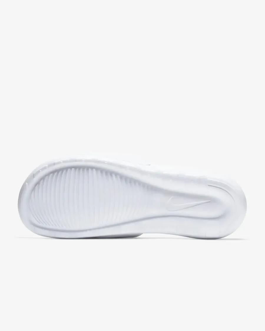 Тапочки Nike Victori One CN9675-100