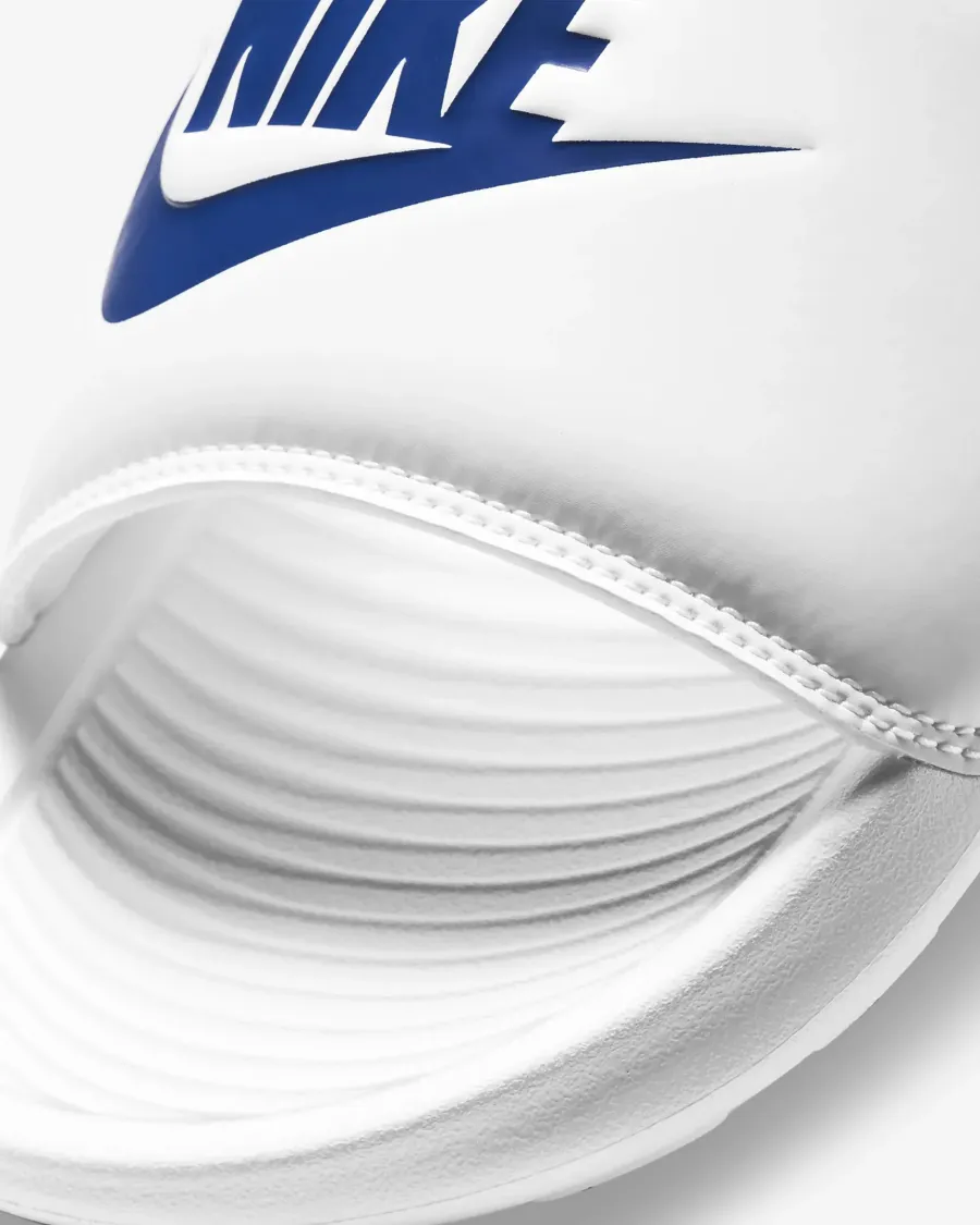 Тапочки Nike Victori One CN9675-102