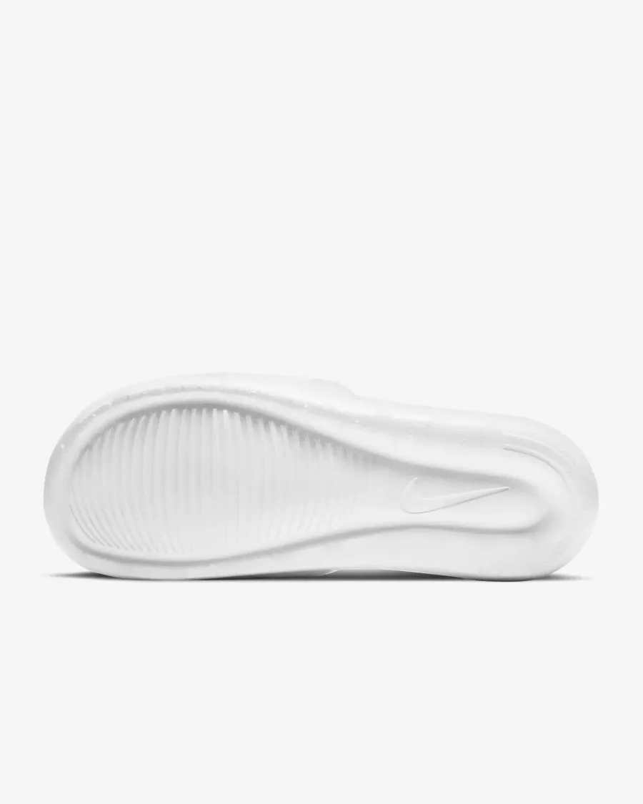Тапочки Nike Victori One CN9675-102