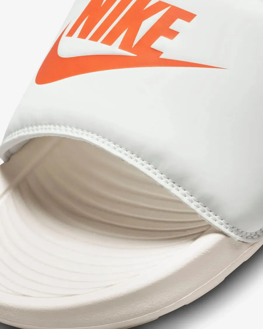 Тапочки Nike Victori One CN9675-108