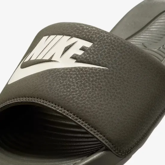 Тапочки Nike Victori One CN9675-303