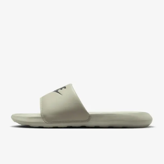 Тапочки Nike Victori One CN9675-305