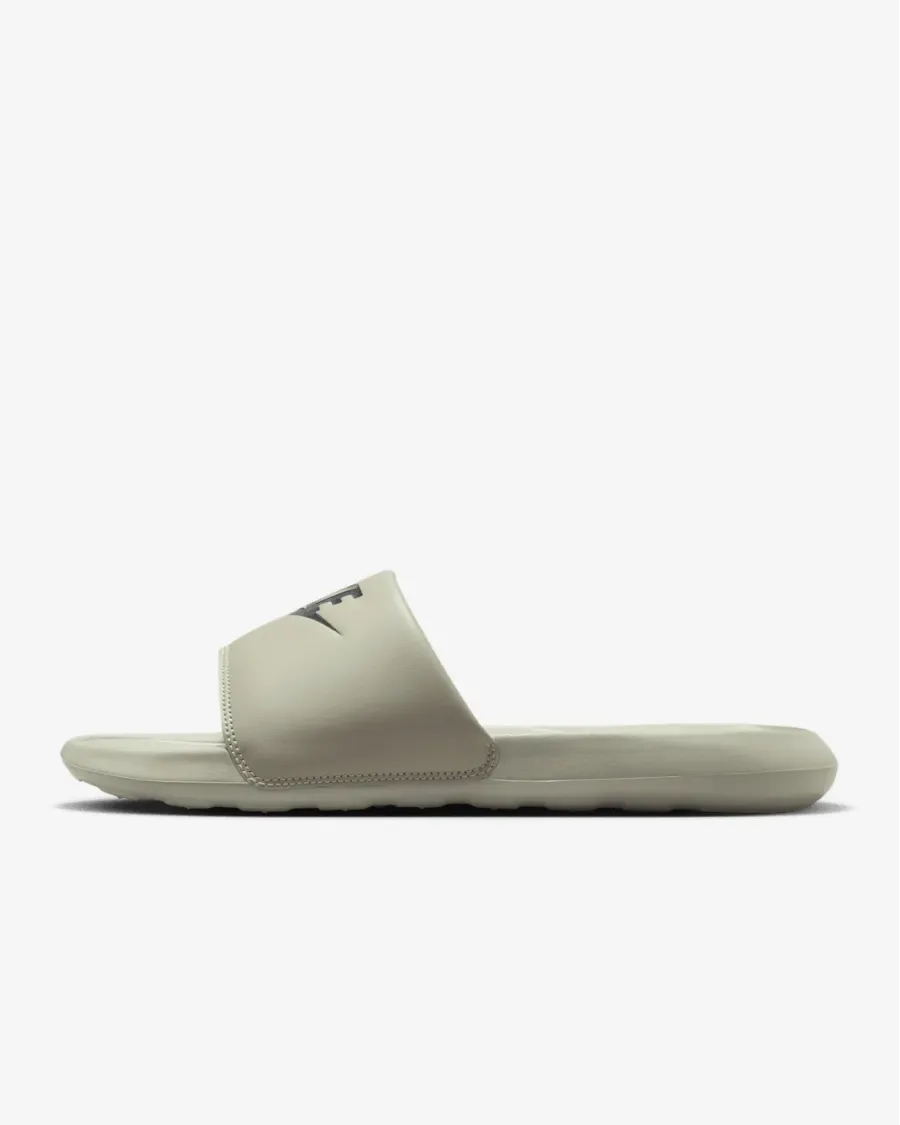 Тапочки Nike Victori One CN9675-305