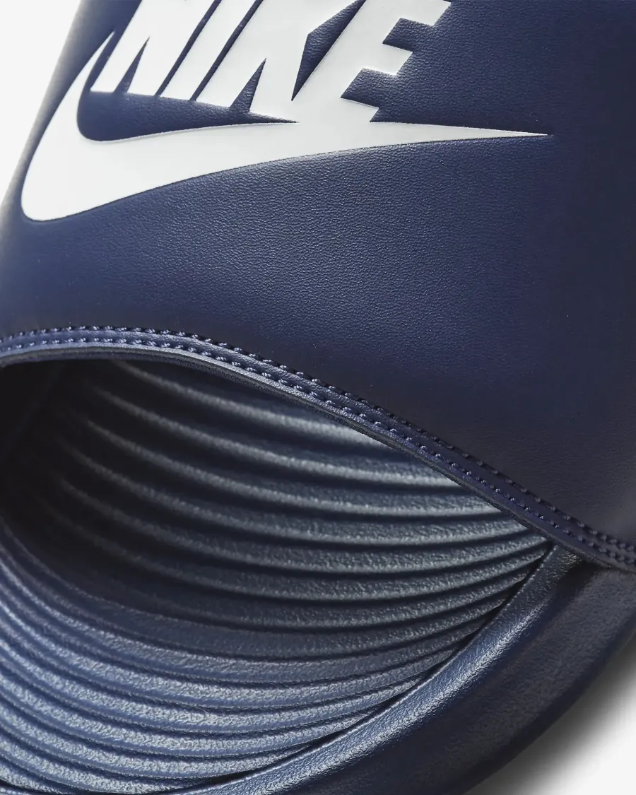 Тапочки Nike Victori One CN9675-401