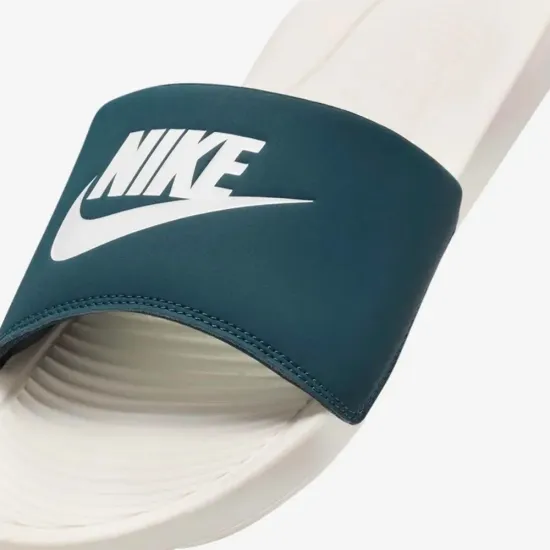 Тапочки Nike Victori One CN9675-403