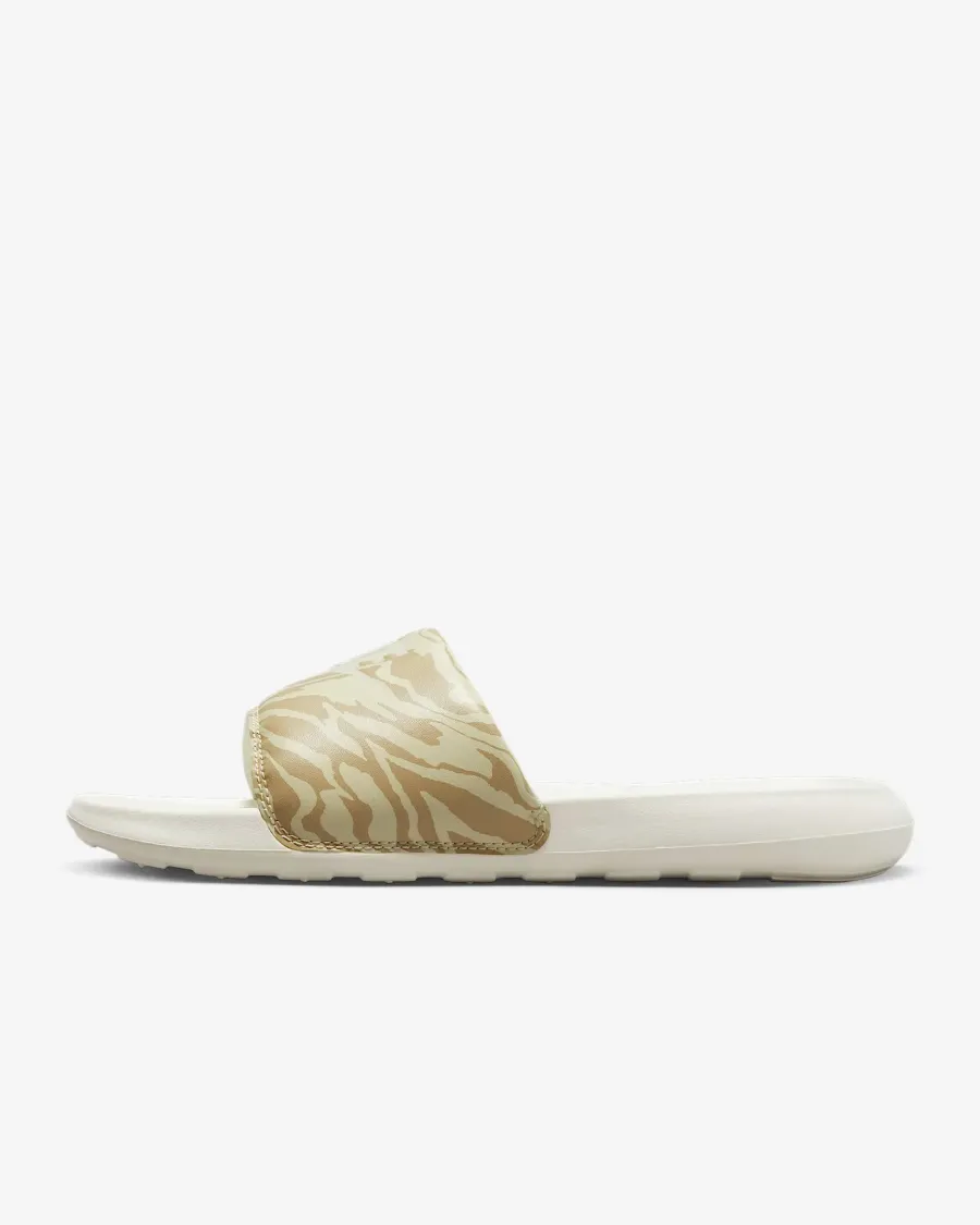 Тапочки Nike Victori One Slide Print CN9676-105