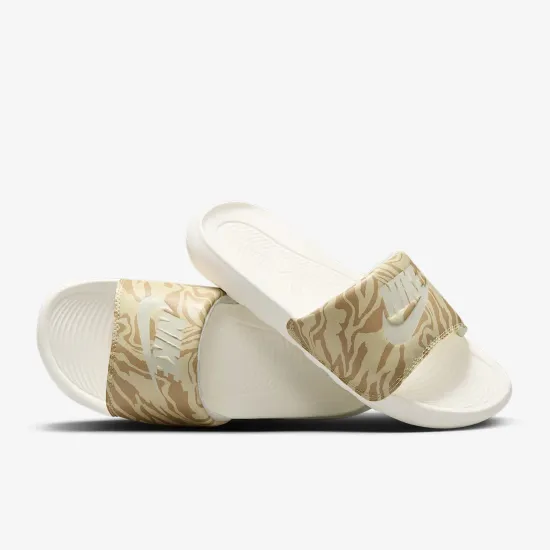 Тапочки Nike Victori One Slide Print CN9676-105