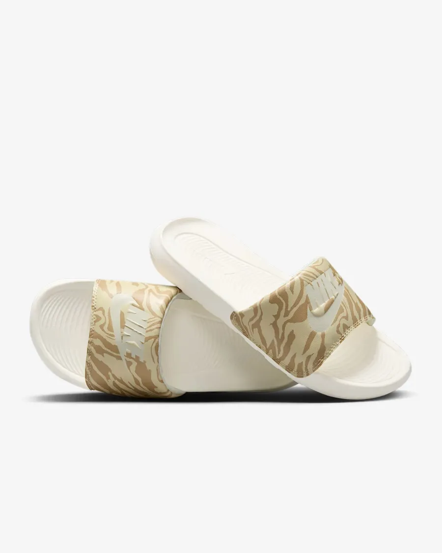 Тапочки Nike Victori One Slide Print CN9676-105