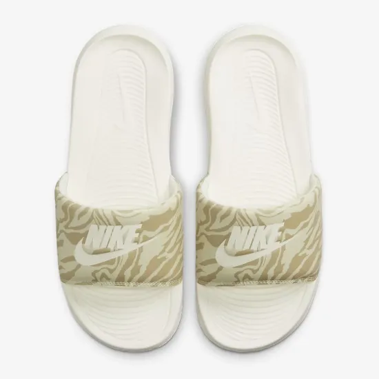 Тапочки Nike Victori One Slide Print CN9676-105
