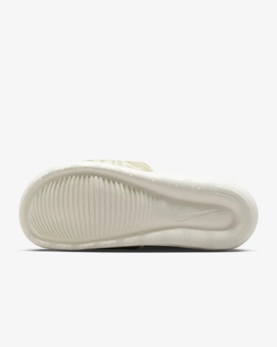 Тапочки Nike Victori One Slide Print CN9676-105