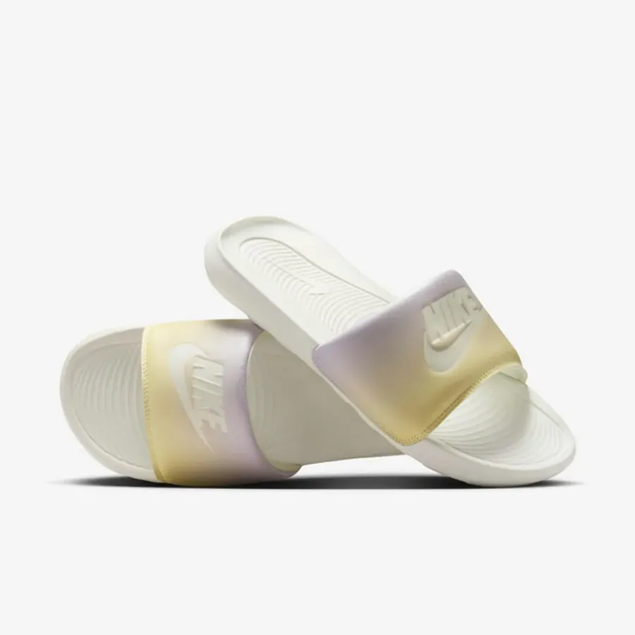 Тапочки Nike Victori One Slide Print CN9676-107