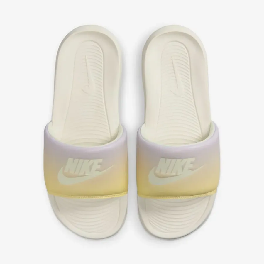 Тапочки Nike Victori One Slide Print CN9676-107