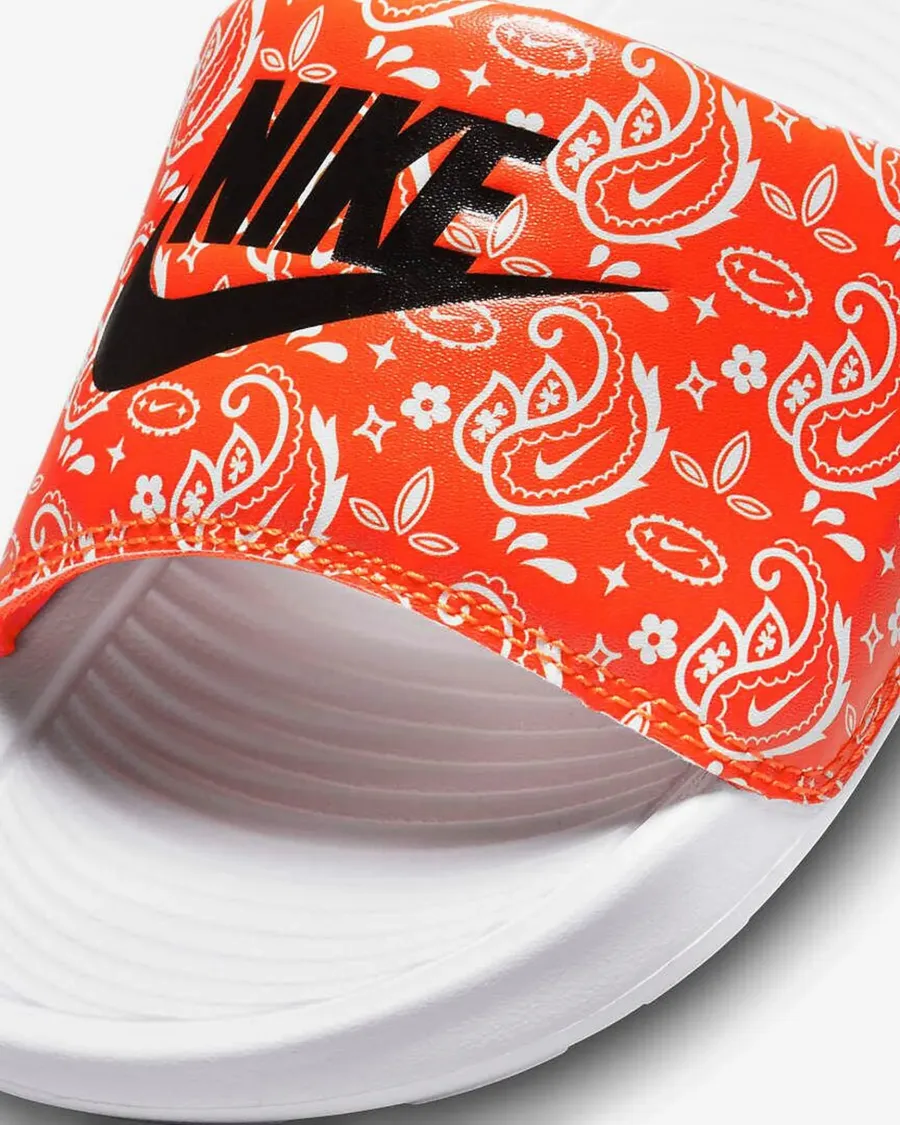 Тапочки Nike Victori One Slide Print CN9676-800