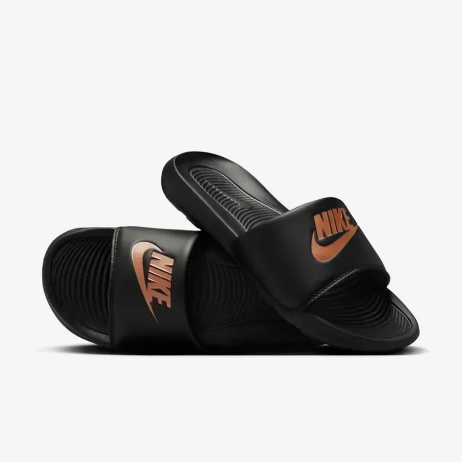 Тапочки Nike Victori One CN9677-001