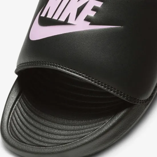Тапочки Nike Victori One CN9677-002