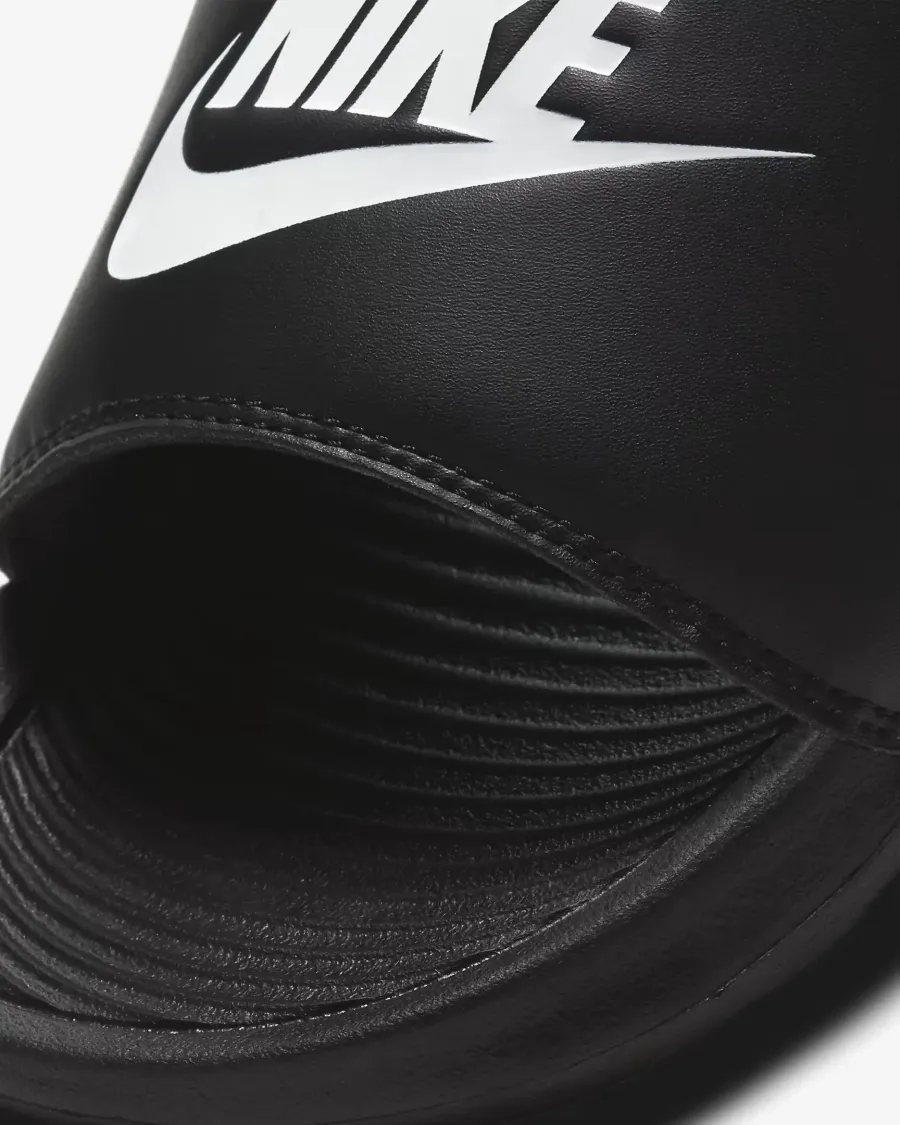Тапочки Nike Victori One CN9677-005