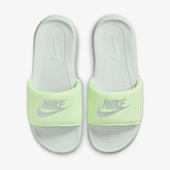 Тапочки Nike Victori One CN9677-010