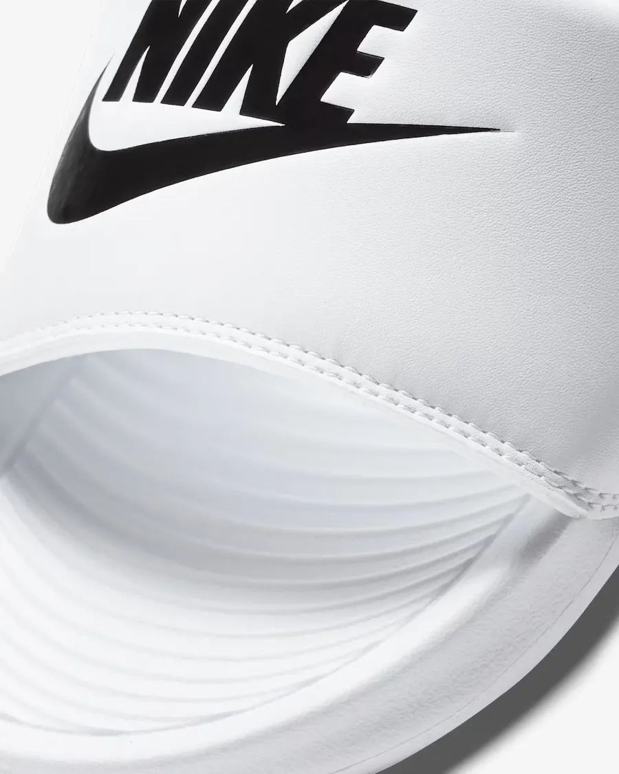 Тапочки Nike Victori One CN9677-100