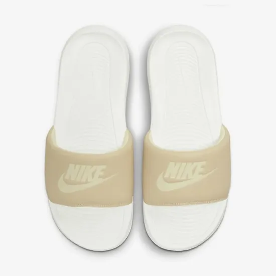 Тапочки Nike Victori One CN9677-108