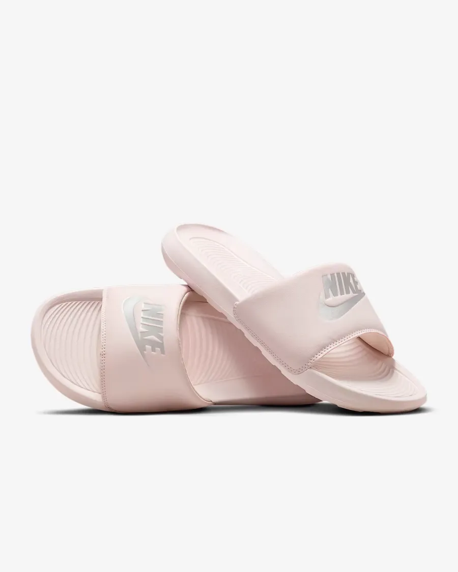 Тапочки Nike Victori One CN9677-600