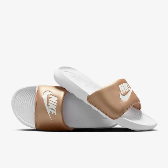 Тапочки Nike Victori One CN9677-900