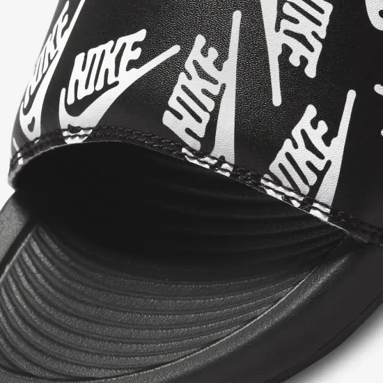 Тапочки Nike Victori One CN9678-008