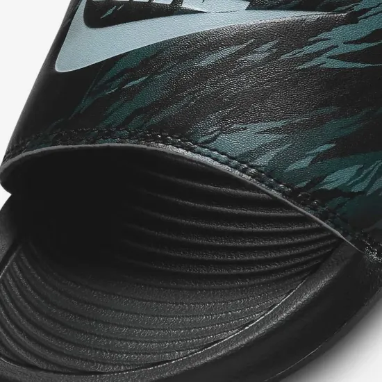 Тапочки Nike Victori One CN9678-009