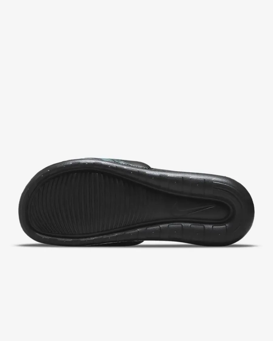 Тапочки Nike Victori One CN9678-009
