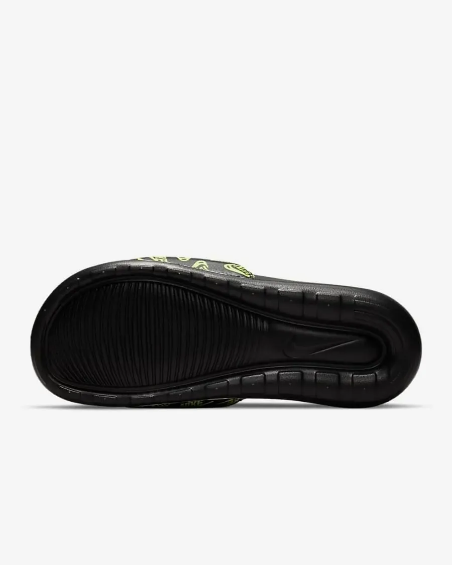 Тапочки Nike Victori One CN9678-010