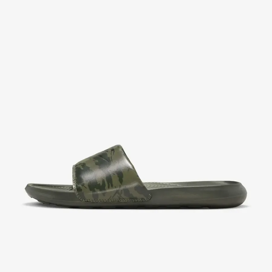 Тапочки Nike Victori One CN9678-200