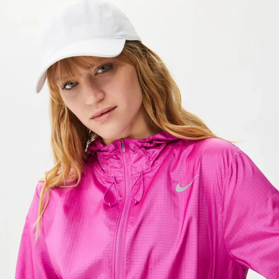 Куртка Nike Essential Running CU3217-623