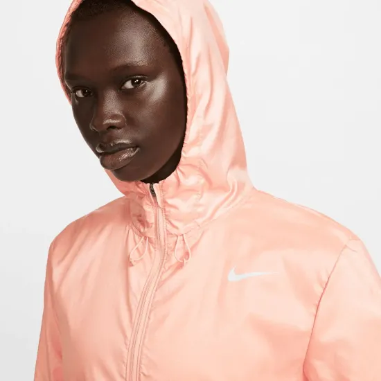 Куртка Nike Essential Running CU3217-800