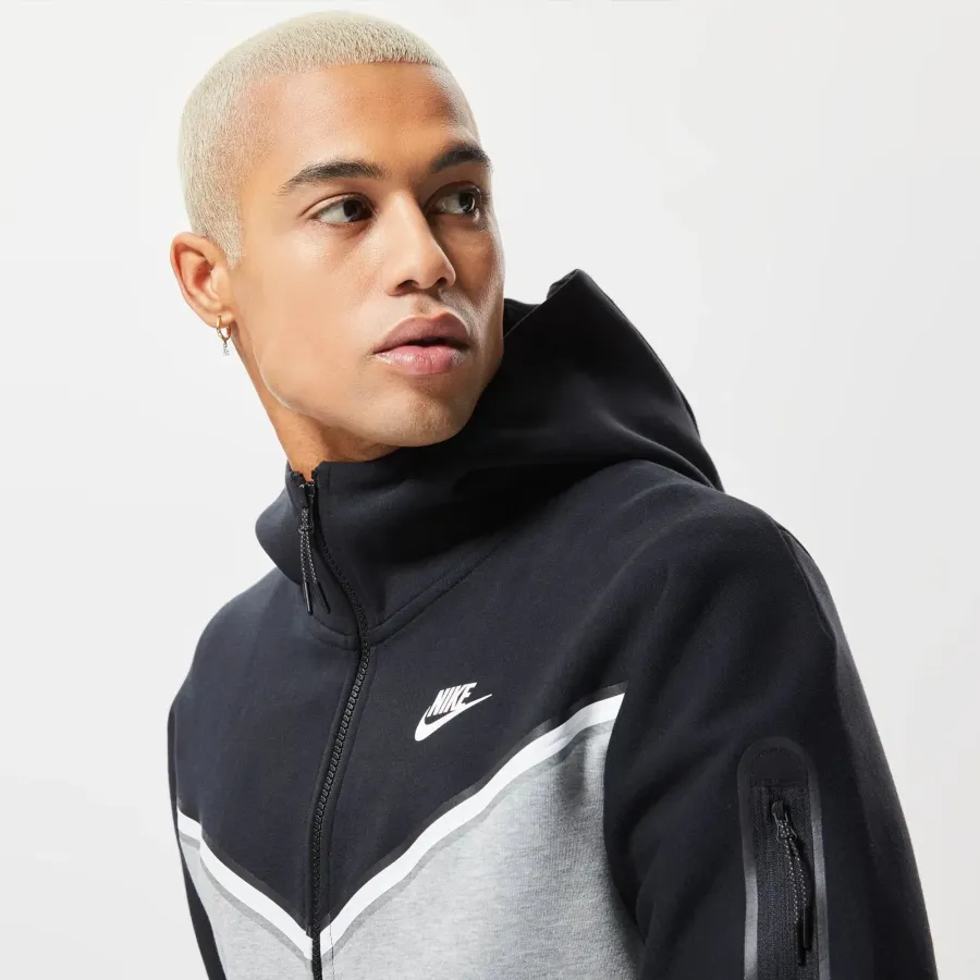 Кофта Nike Sportswear Tech Fleece Full-Zip CU4489-016