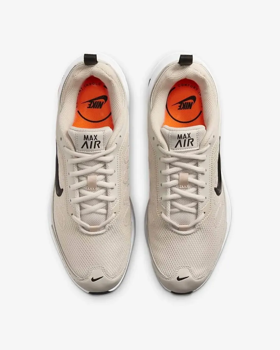 Кросівки Nike Air Max AP CU4826-105