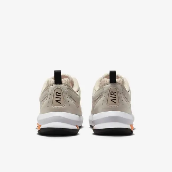 Кросівки Nike Air Max AP CU4826-105